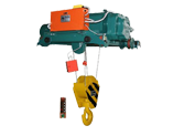 Power-driven steel rope crane